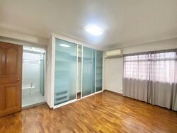 Blk 578 Hougang Avenue 4 (Hougang), HDB Executive #543608131